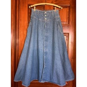 Vintage Lizwear Midi high waist full denim skirt w/ pockets : Union made : XS